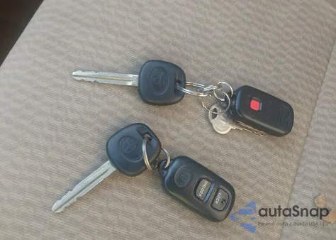 2006 Toyota Corolla Le из США, поврежденный, VIN 2T1BR30E06C694375